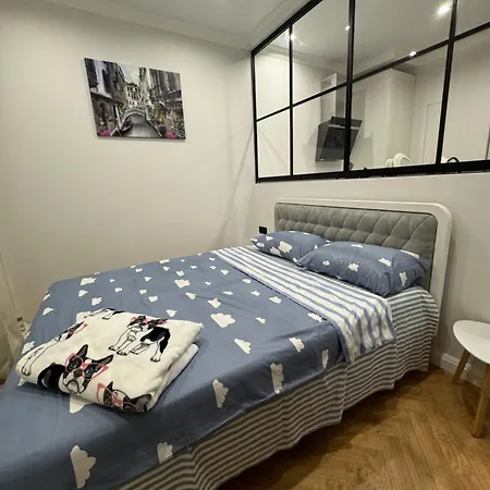 アパート Malenkaja Italy S Terrasoi Na Krushe オデッサ