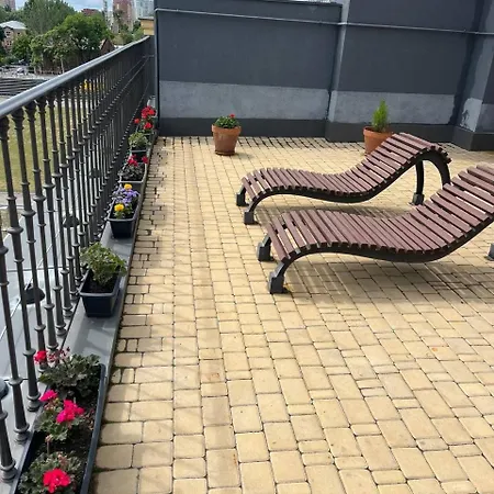 アパート Malenkaja Italy S Terrasoi Na Krushe *