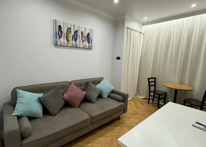 Malenkaja Italy S Terrasoi Na Krushe * Odesa