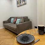 Malenkaja Italy S Terrasoi Na Krushe *