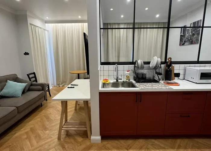 Malenkaja Italy S Terrasoi Na Krushe * Odesa